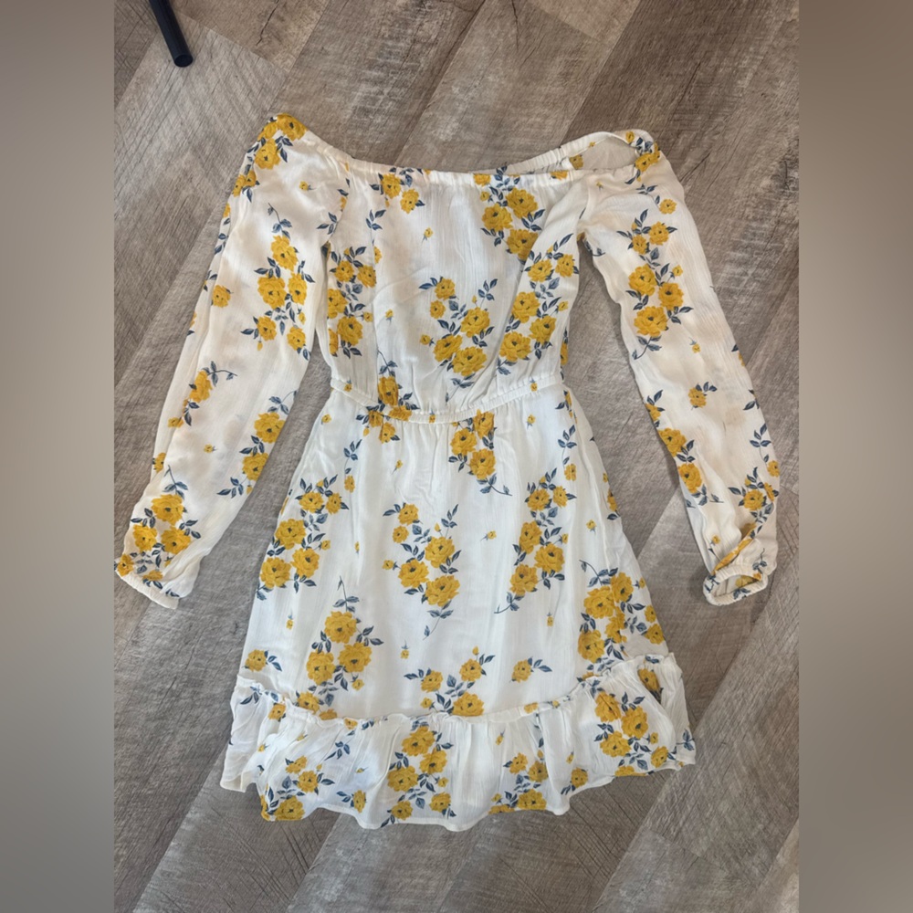 Divided off shoulder mini dress, lined, white w yellow floral pattern